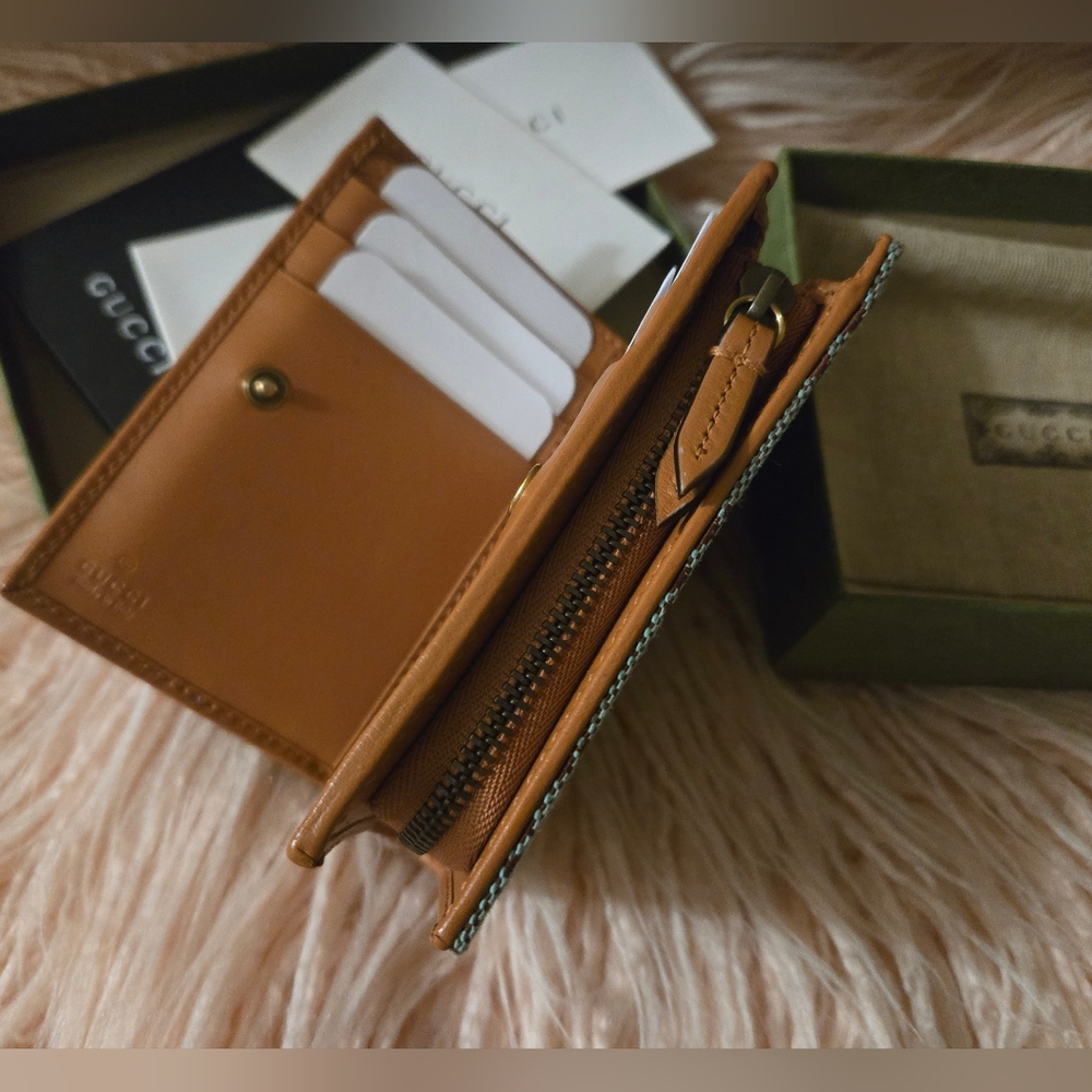 Gucci Brown Leather And GG Supreme Canvas Wallet with Coin Pocket - Picture 4 of 11